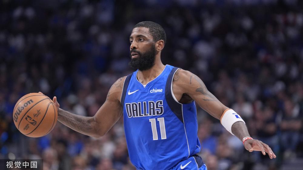 中场显得更 中场显得更